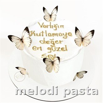 Kelebekli Yazılı Pasta