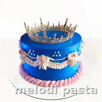 Taçlı Pasta